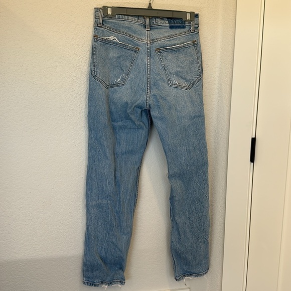 Abercrombie & Fitch The 90's Straight Ultra High Rise Jeans - 27/4 Short - Picture 5 of 5